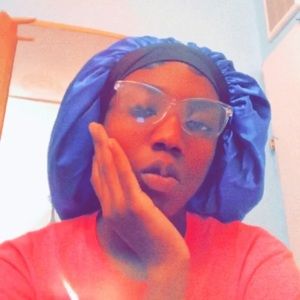 Meet your Posher, Ashanta